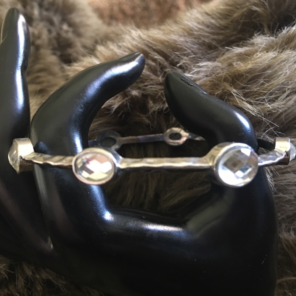 Textured silver tone faceted crystal bangle